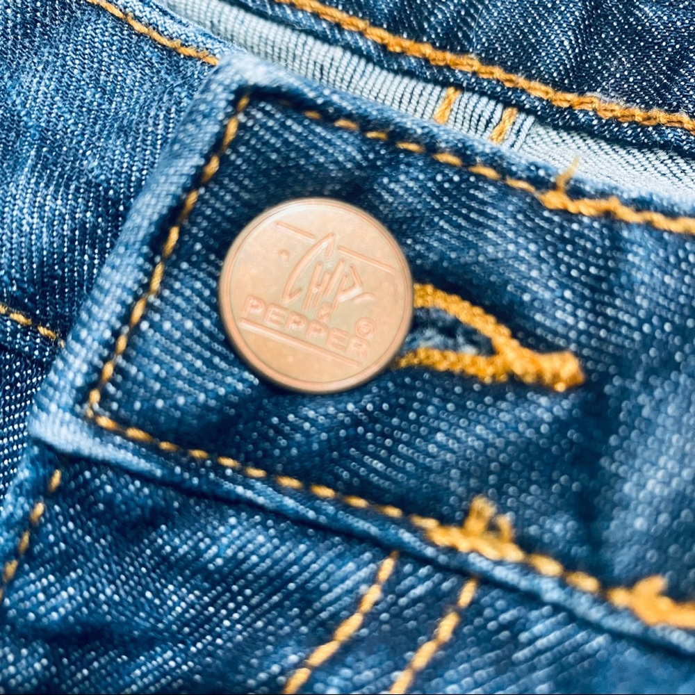Jeans - Picture 3 of 5